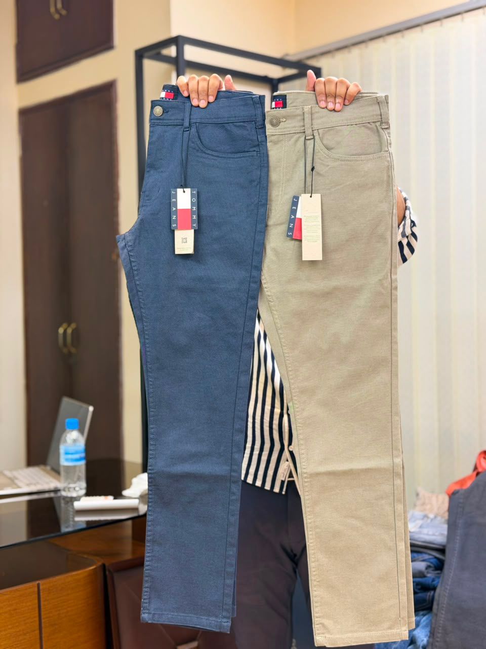 TH Twill Beige Navy
